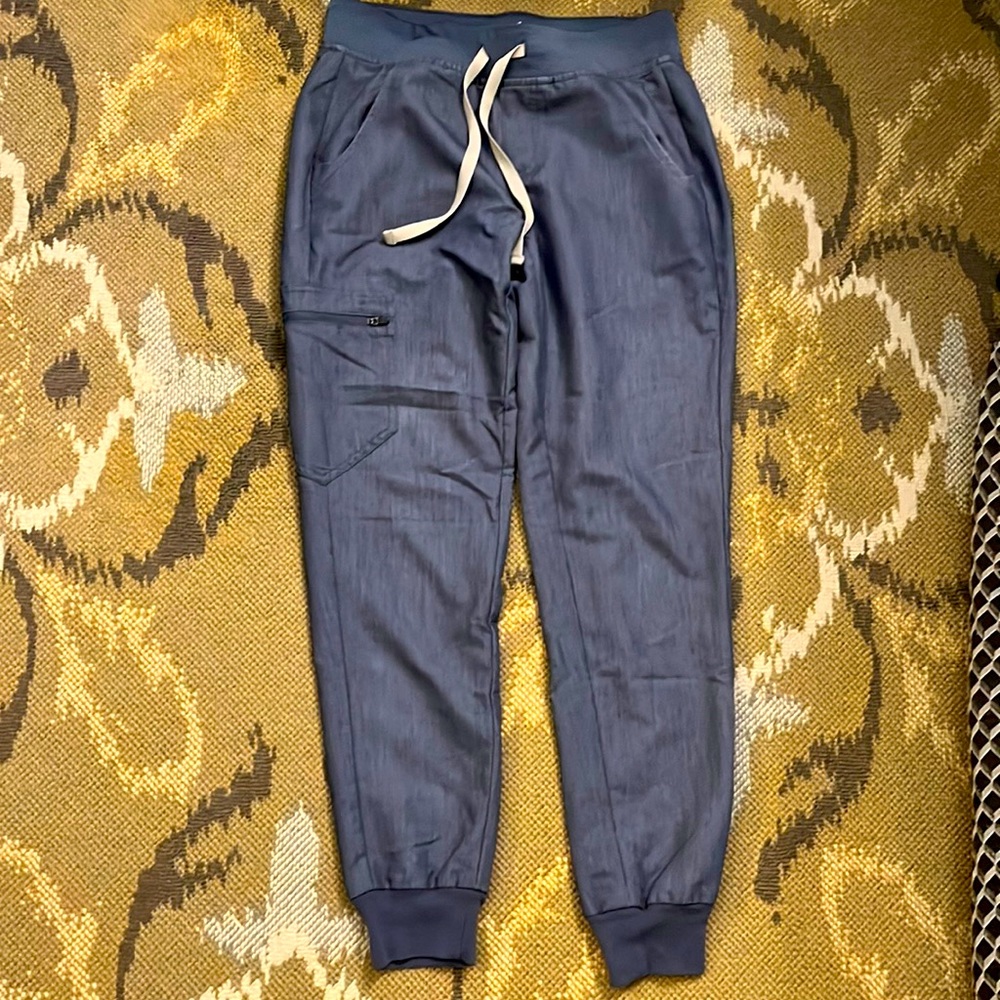 FIGS Technical Collection XS scrub pants